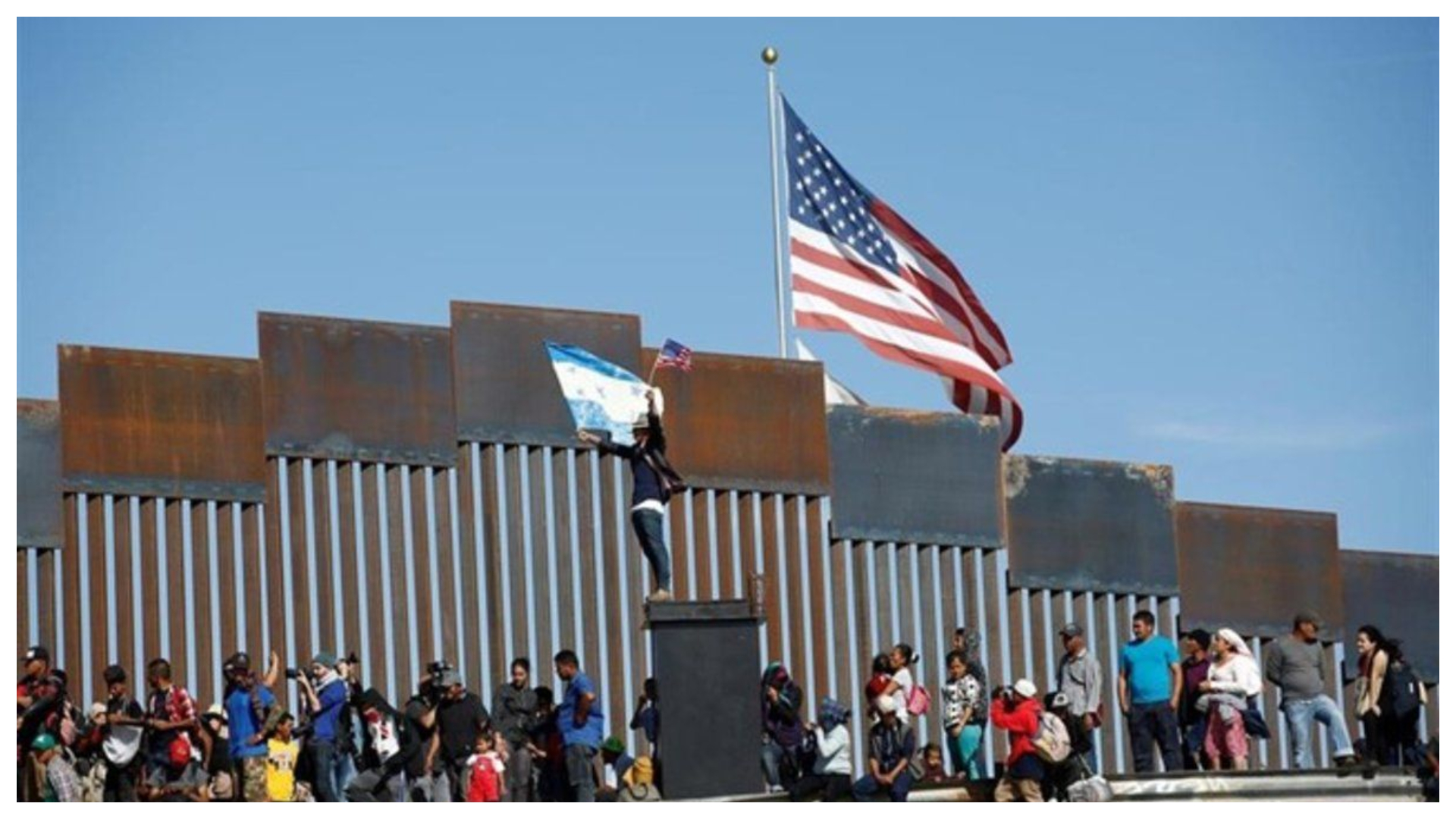 ¿Quiénes deben inscribirse en el registro para migrantes indocumentados anunciado por Trump?